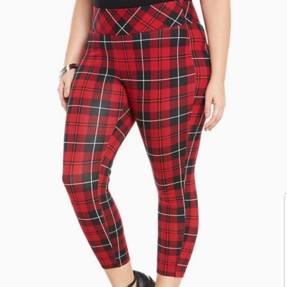 Torrid Cropped Slim Fix Pixie Pant - Plaid All-Nighter Ponte Black Red 1X XL - Picture 2 of 8